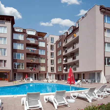 Stella Polaris Apartcomplex 3*
