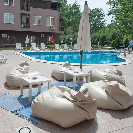 Stella Polaris Complex Aparthotel 3*